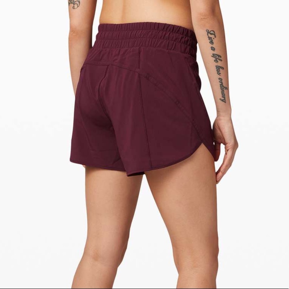 Lululemon track that short 5” size 4 maroon